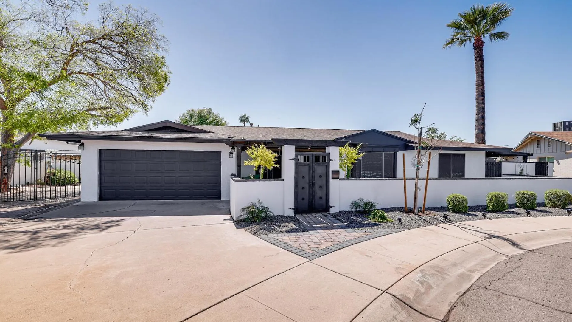 Ferienhaus Villa Scottsdale Getaway With Private Pool And Grill!